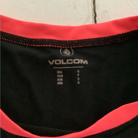 Volcom surf shirt uv top snorkeling swimsuit size small neon - Picture 2 of 3